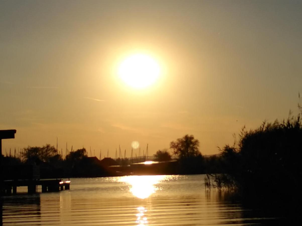 Pfahlbau Sunset II Toplage Inklusive Elektroboot Rust Esterno foto